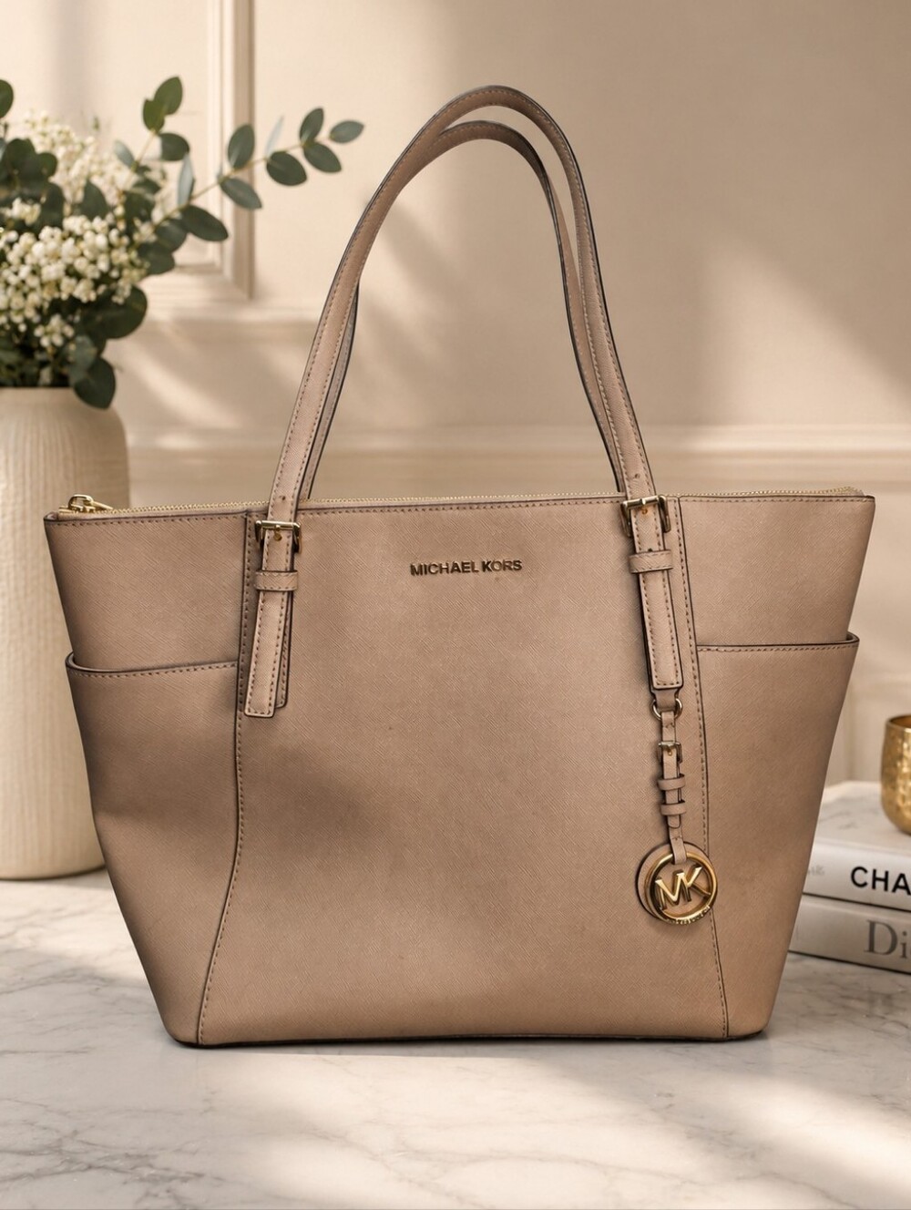 ✨ Michael Kors Jet Set Saffiano Leather Tote ✨ NWOT